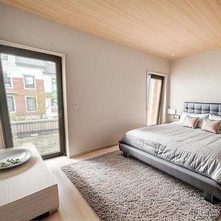 Station 64 B2 Charleroi-Airport Apartment Bagian luar foto